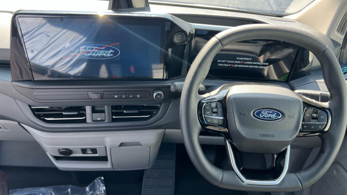 Ford Transit Custom E-320 L1 Rwd 100kW 71kWh H1 Van Limited Auto - Image 10